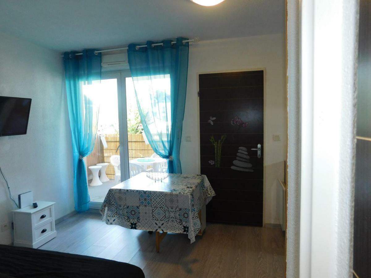Le Petit Nid Apartment Лурд Екстериор снимка