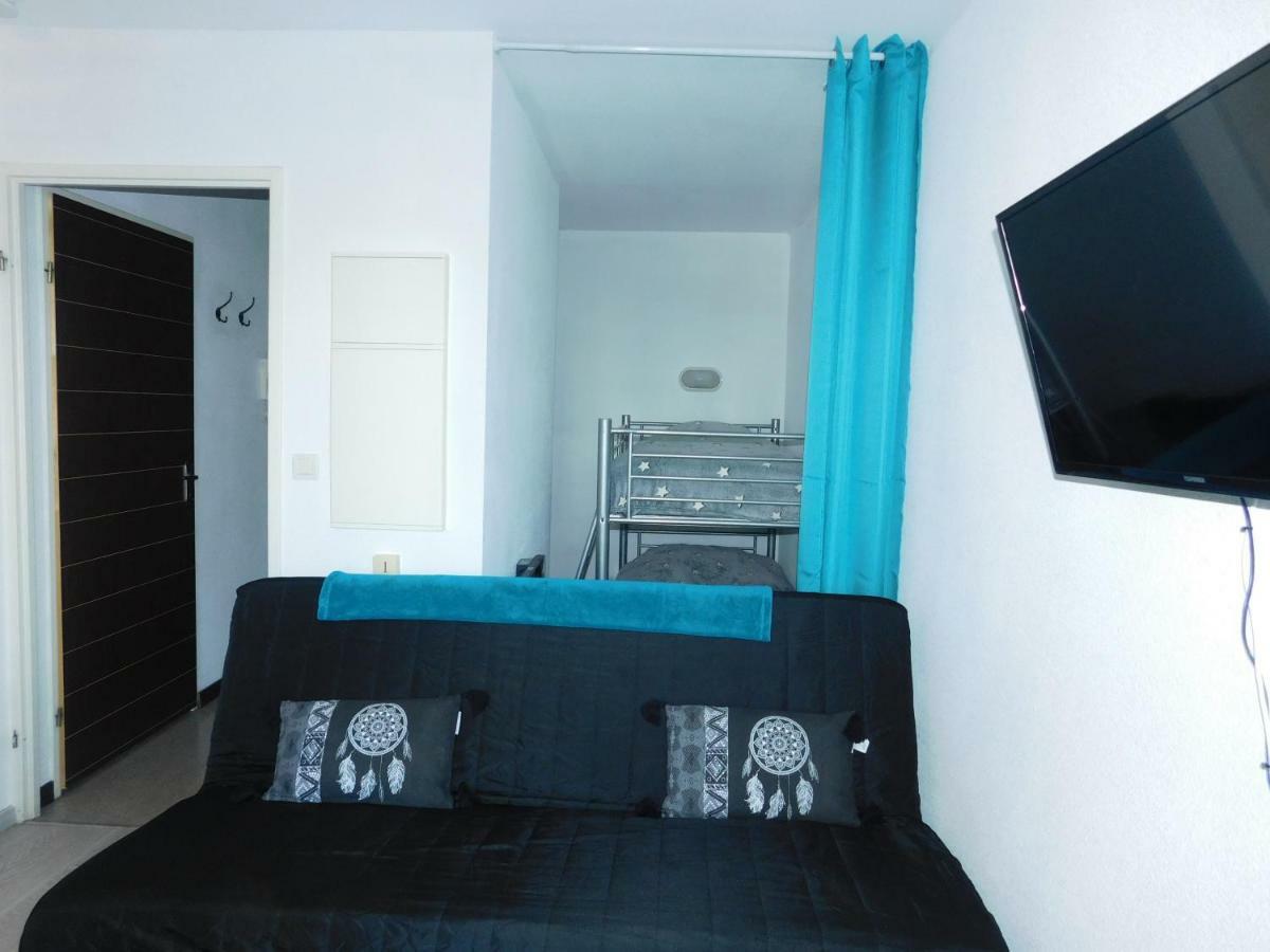 Le Petit Nid Apartment Лурд Екстериор снимка